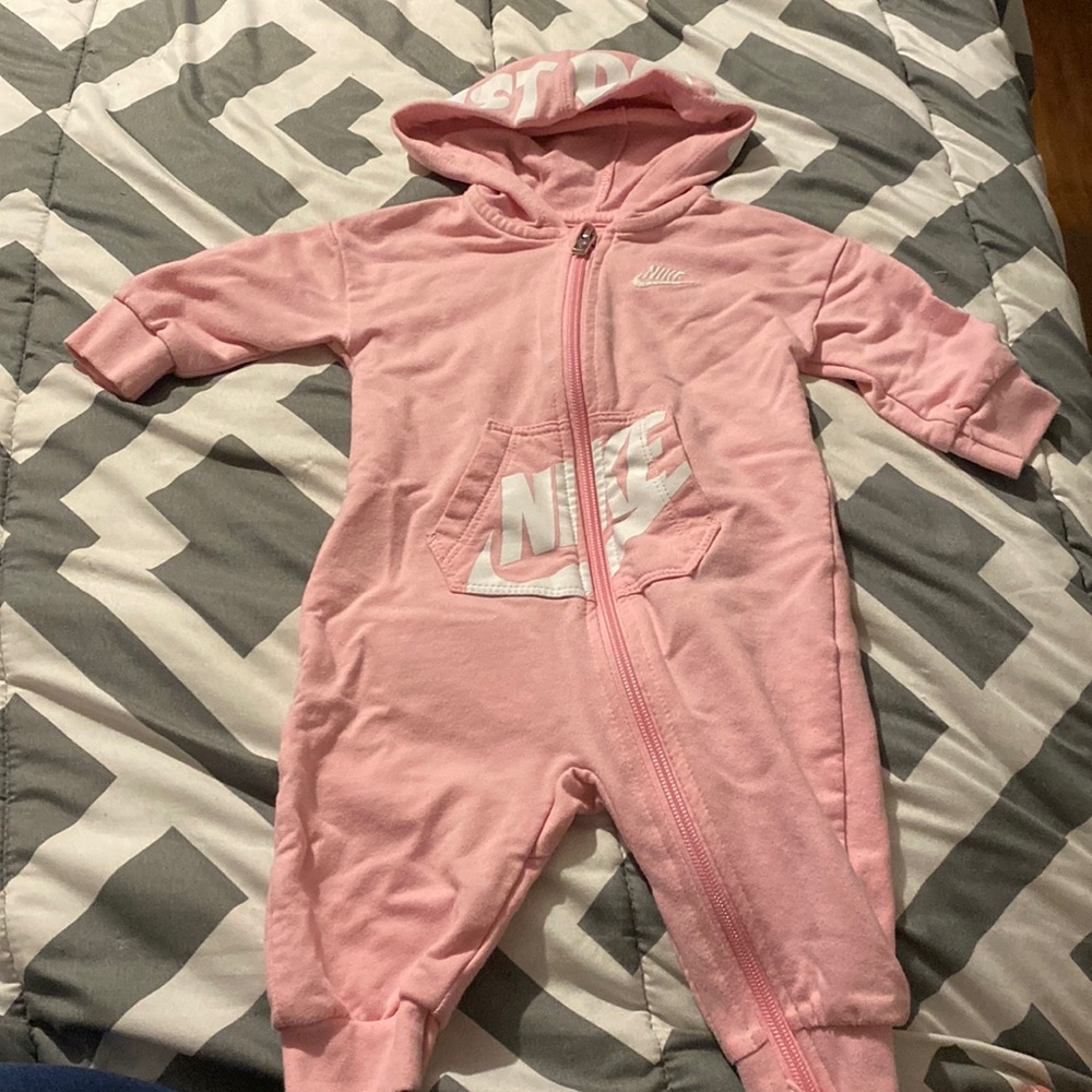Nike suit